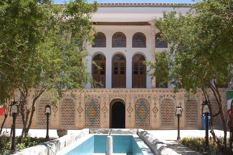 خانه تاریخی ابوالحسن خان مجیری  واقع در شهر خميني شهر