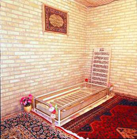 آرامگاه امام احمد غزالی-مسجد حیدریه