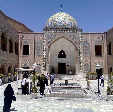 مقبره پیر پالاندوز واقع در شهر مشهد
