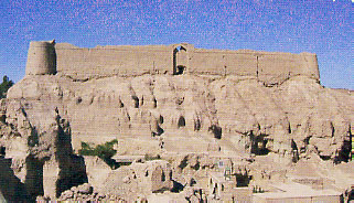 قلعه رستم بافران واقع در شهر نائين