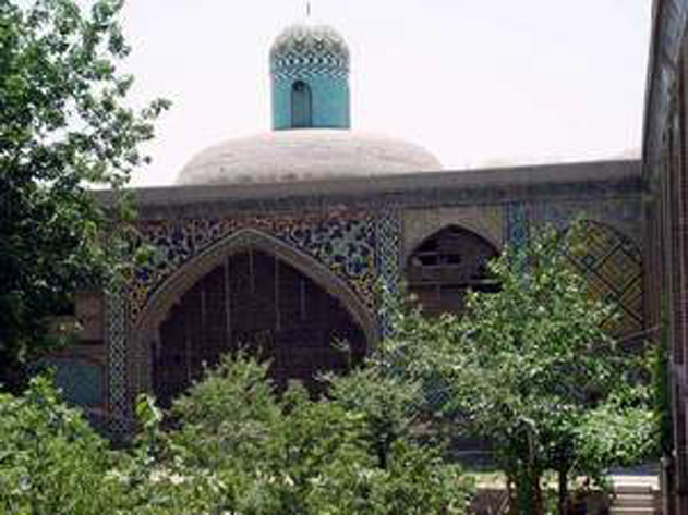 مسجد مدرسه سردار واقع در شهر قزوين
